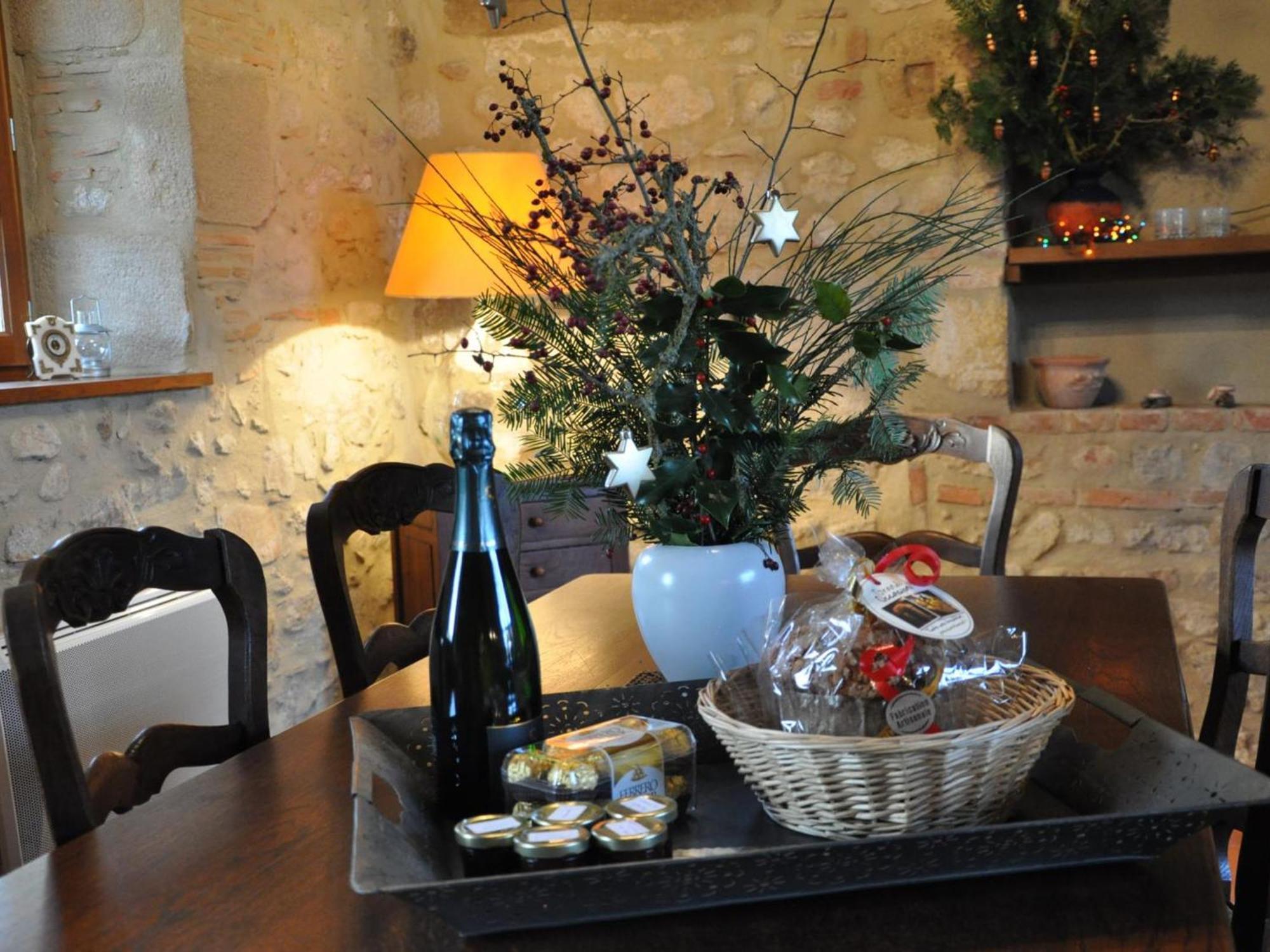 Bergerie Restauree Avec Cheminee, Jardin Clos, Animaux Acceptes - Fr-1-489-13 Sauvagny Exteriör bild